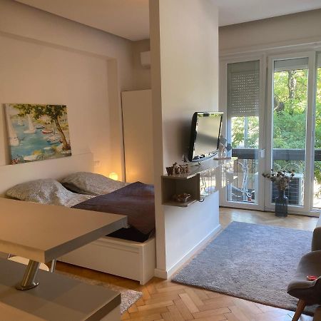 Blue Port Apartment In Ujlipotvaros With Free Parking Budapest Exterior photo