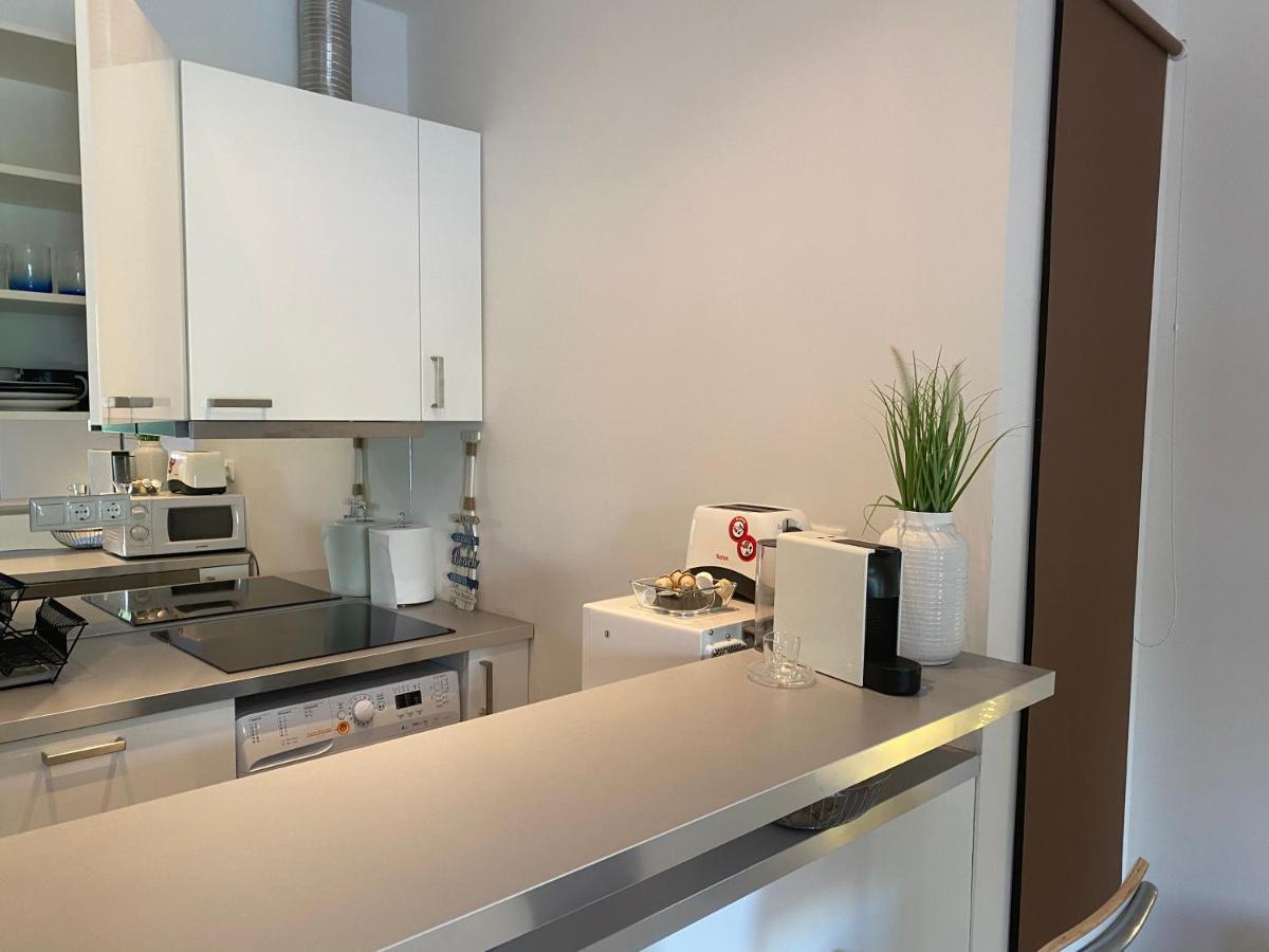 Blue Port Apartment In Ujlipotvaros With Free Parking Budapest Exterior photo
